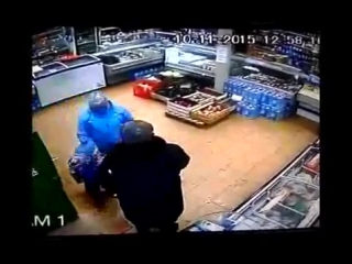 best мать ногами била малыша на глазах покупателей магазина в лабытнанги видео best