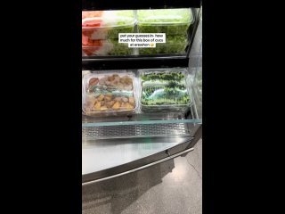 best в америке в популярной сети продуктовых магазинов erewhon начали продажу 1 25 кг нарезанных огурчиков за best