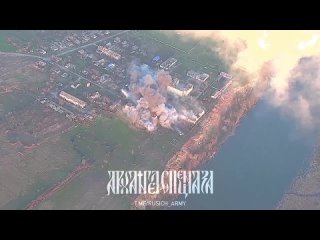 best не оставляем шансов противнику враг потерял бдительность и решил что за ним никто не наблюдает его наивность best