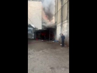 best знаменитый овощной рынок рамаллы сгорел после того как он загорелся от гранат со слезоточивым газом сообщается best
