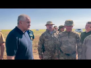 best глава крыма аксёнов пообщался с личным составом подразделений территориальной обороны барс крым которые совместно best