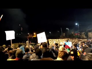best несмотря на поздний час участники акции протеста на дороге шуша ханкенди не торопятся расходиться best