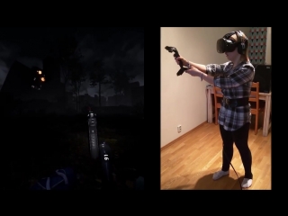best девушка играет в хоррор игру в шлеме виртуальной реальности best