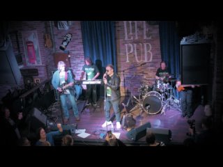 best город парень с девушкой целуются никита вятчанин и группа роса полный live best