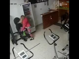 best а ведь не будь камеры у суки могло получиться закрыть парня за избиение best