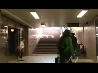 best как заставить людей пользоваться лестницей best