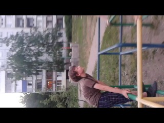 best чувак очень хочет попасть в кадр best
