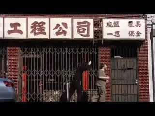 best маньяк с ложкой или ужасно медленный убийца с крайне неэффективным оружием best