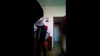 best показала грудь в прямой трансляции ради просмотров best