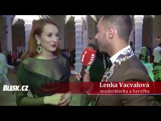 best чешская актриса и ведущая lenka vacvalova в серьгах из богемского стекла best