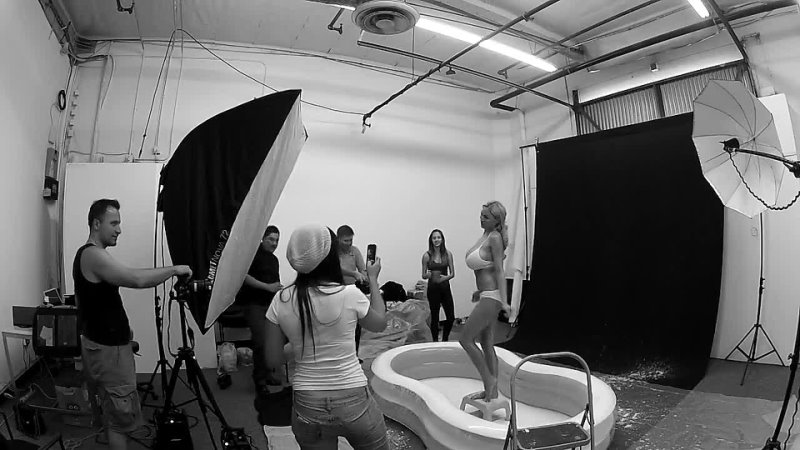 best jordan carver making of photoshoot фотосессия фотомодель секс жара лижет milk сосет белое молоко white rap грудь best