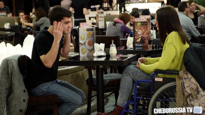 best отношение парней к девушкам инвалидам handicap girl date social experiment best
