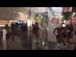 best благословенная америка apple store в городе портланд сша капитализация apple не пострадала best