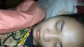 best prank masukin kontl ke lubang memek pacar ketika tidur doodstream mp4 best