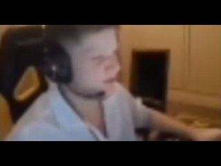 best слышишь уебище ебаное бля пошел нахуй вообще отсюда сын фермера симплsimple best
