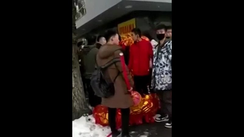 best уберите нахй быстро китайцы ёбный в рот что это поясните я казашка это моя земля кто вы блть здесь э у best