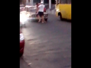 best голый мужик под чем то на дороге пьяный наркоман долбоёб псих больной на голову идиот пипец пидец тупой шок best
